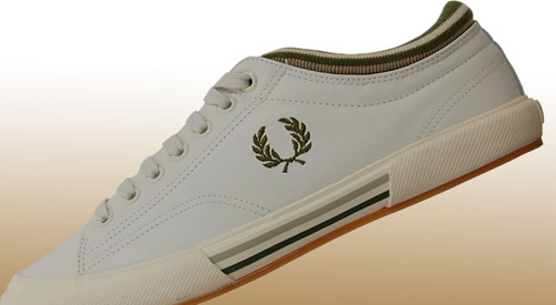 baskets-fred-perry-blanche
