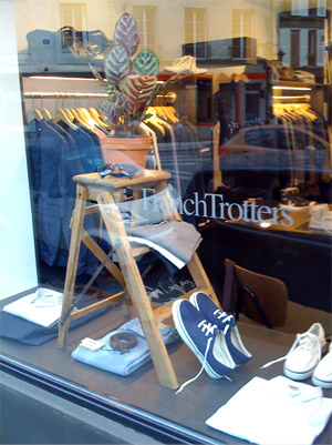 french-trotters-vitrine-2 french-trotters-vitrine-2