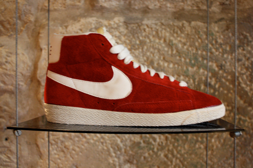 nike blazer rouge et noir