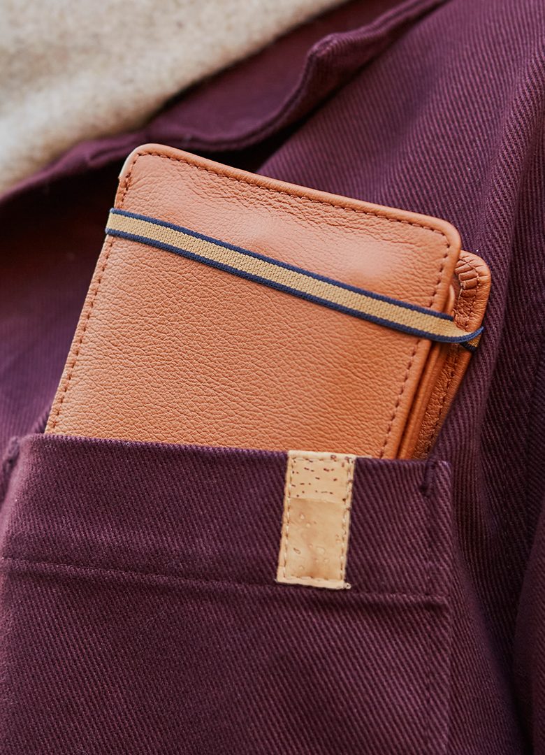 portefeuille carré royal en cuir taurillon camel