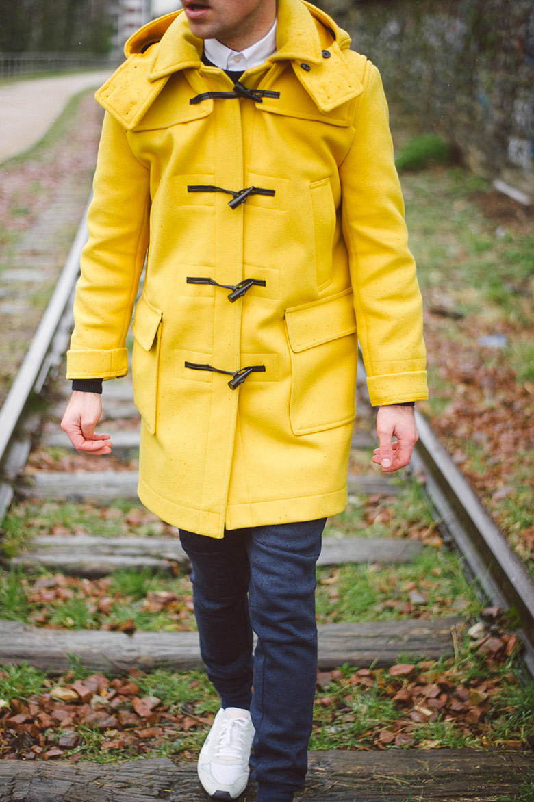 duffle coat jaune vicomte a jogpant nike shirt menlook label