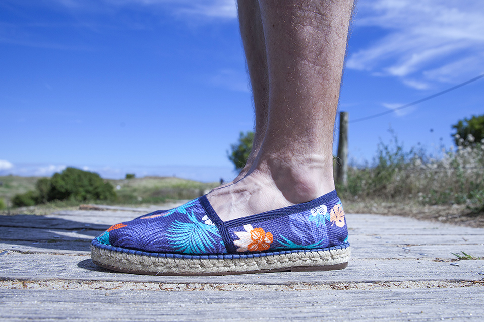 Espadrilles fleurs profil