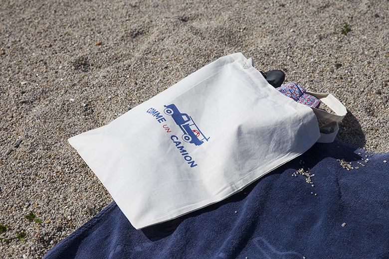 Tote bag sur la plage