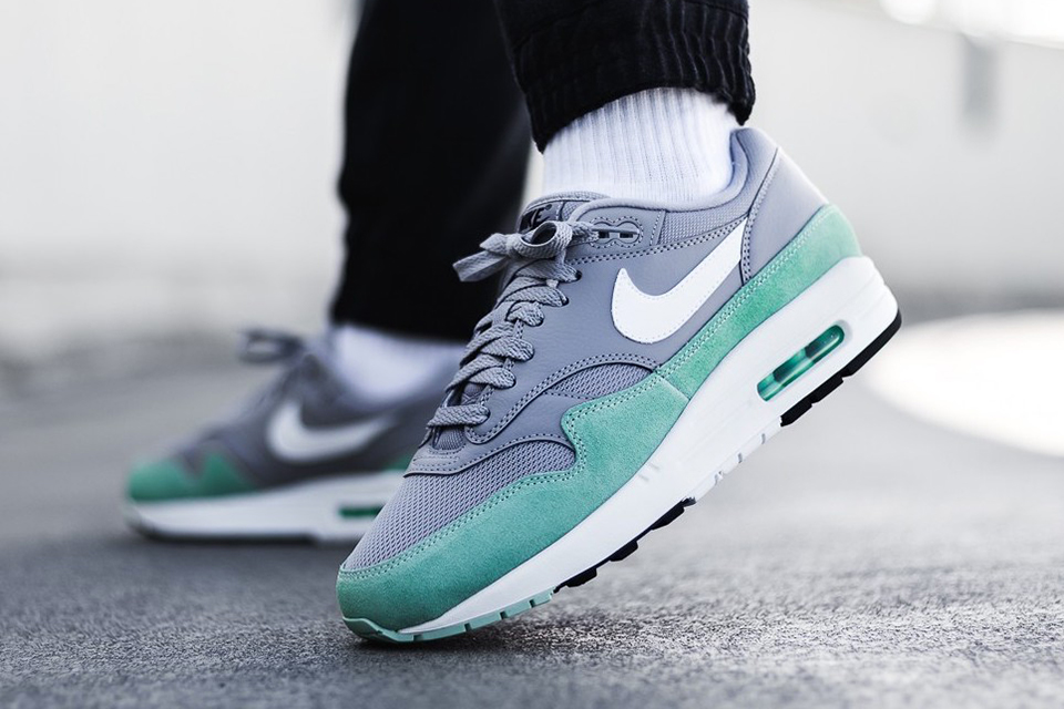 Nike Air Max 1 Atmosphere-Grey-2019