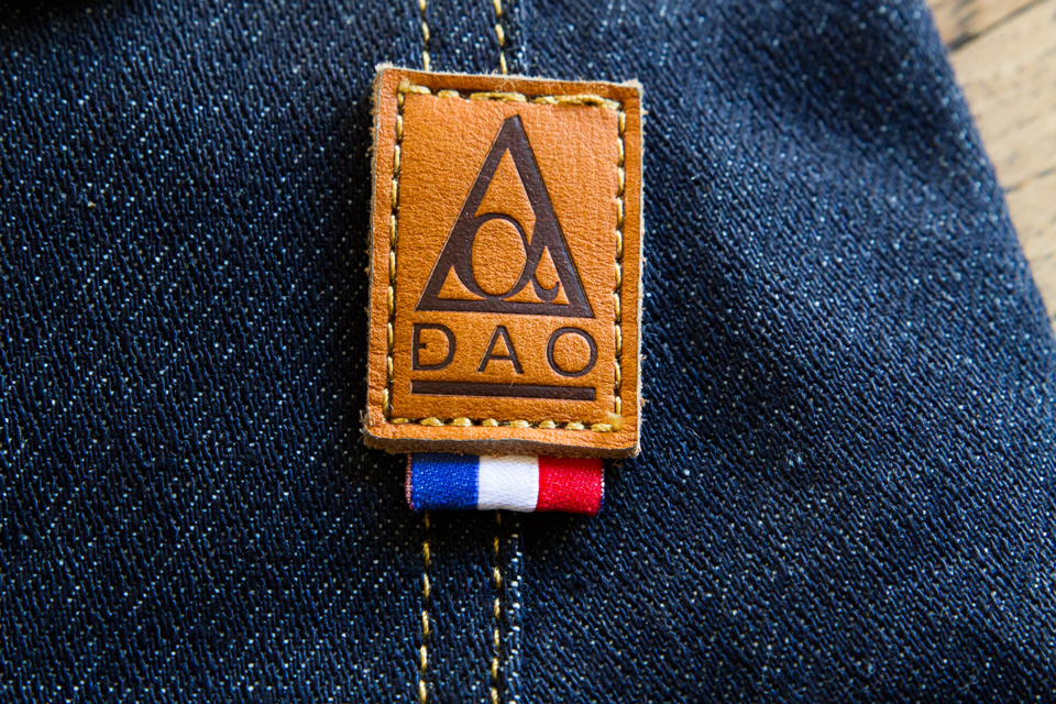 dao-jeans-patch-cuir