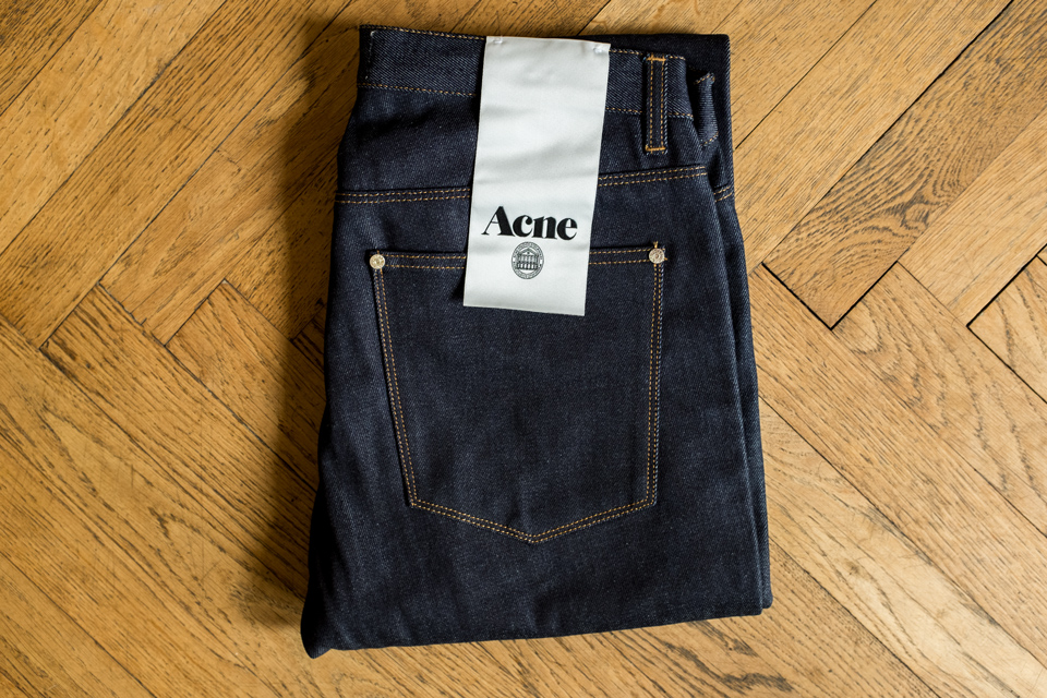 jeans acne max raw test