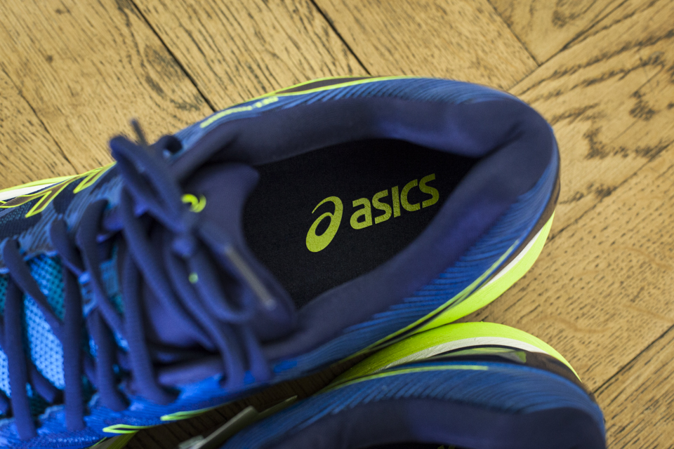 doublue asics nimbus 19