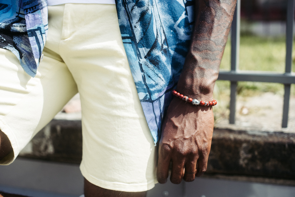 short homme bracelet comme un camion