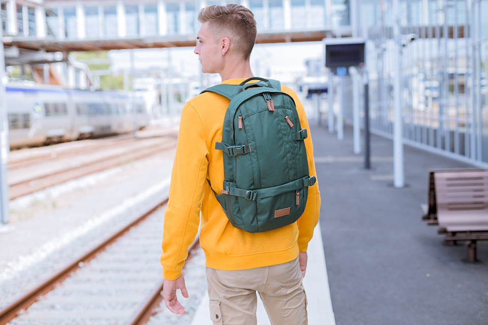 sac a dos nike homme verte