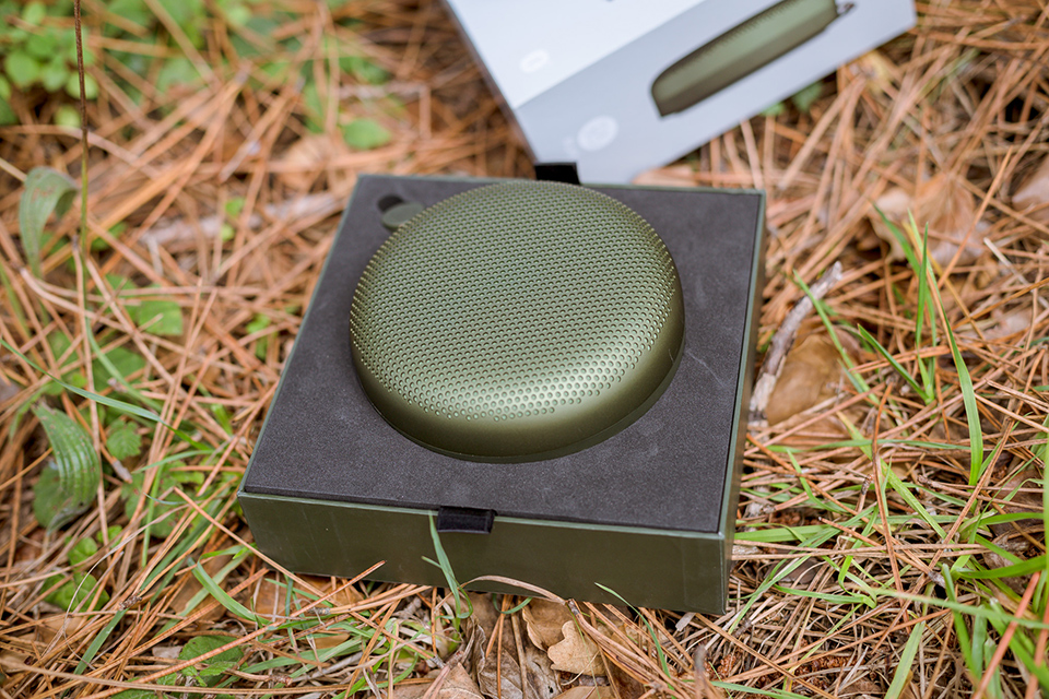 Enceinte Beoplay A1 Boite Ouverte