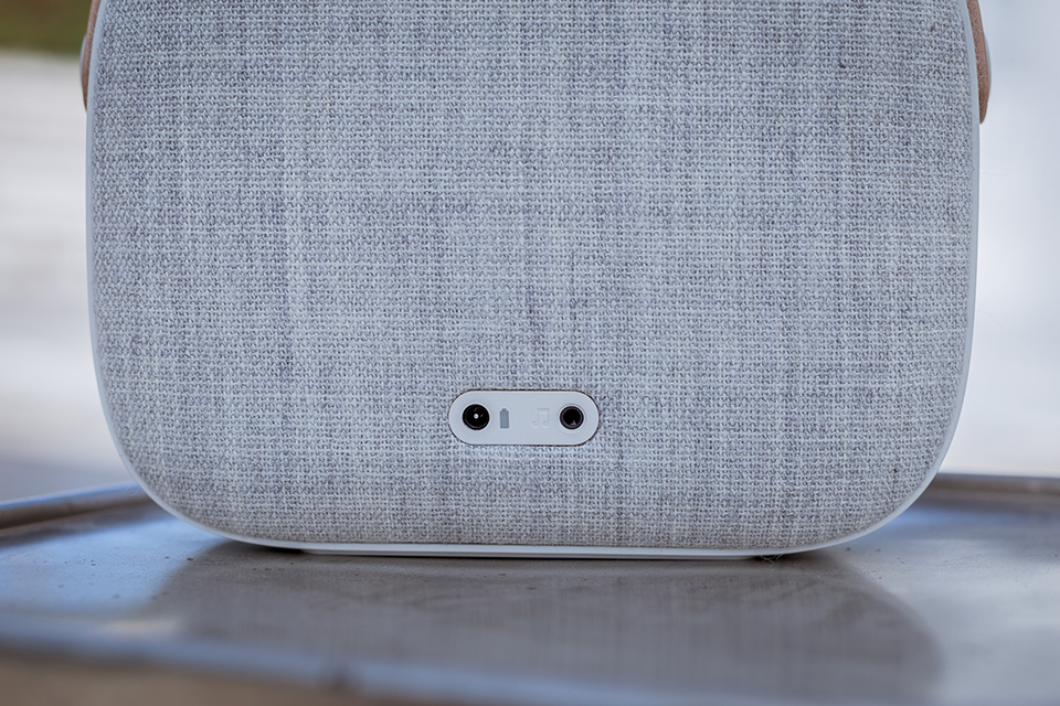 Enceinte Vifa Helsinki Branchements