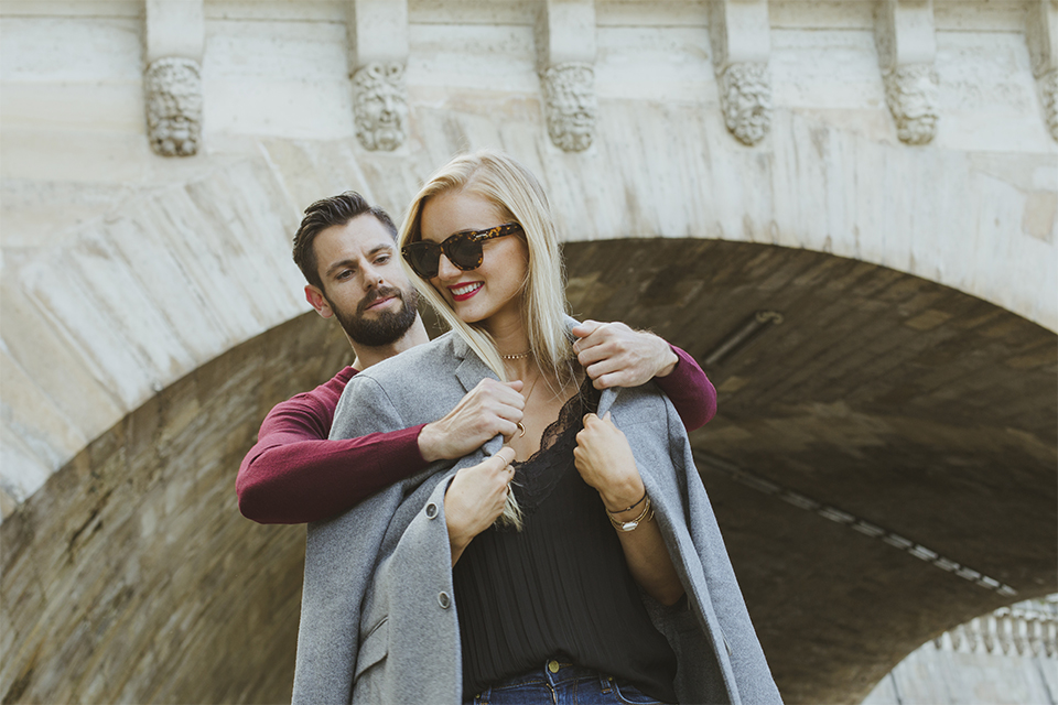 Paris couple photo