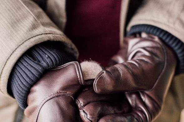 details gants cuir atelier particulier