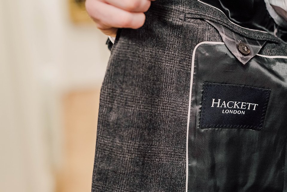 Costume Hackett Logo