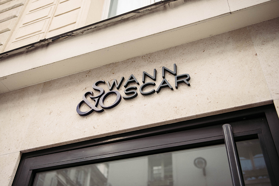 Swann Oscar Logo Mur