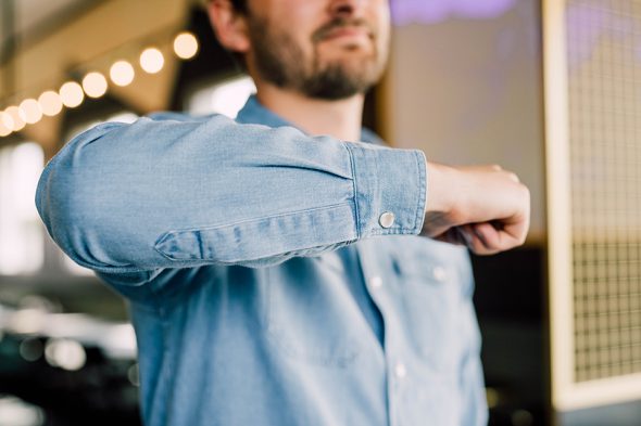 chemise denim manche cuisse de grenouille