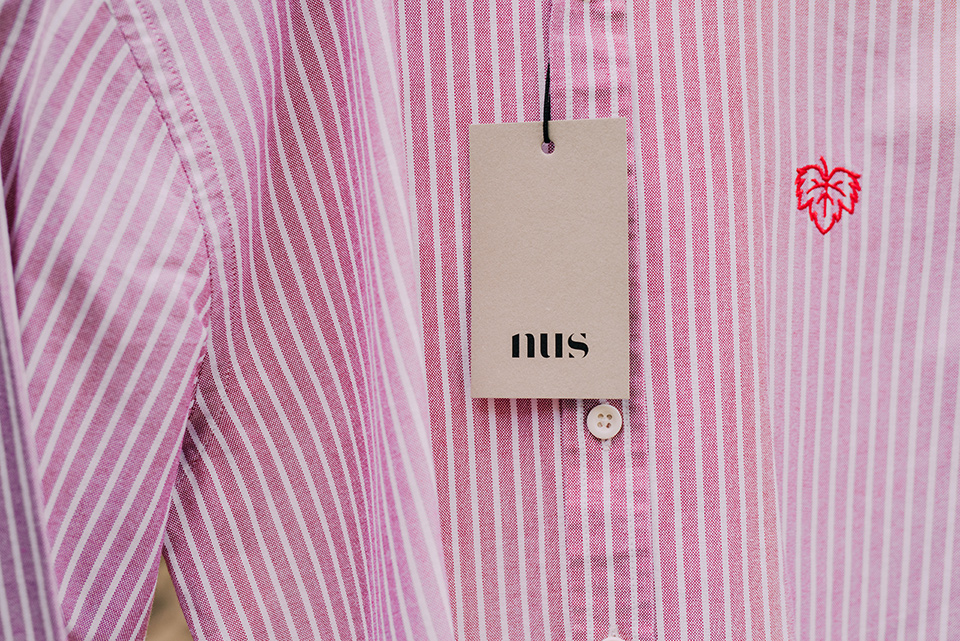 Chemise-NUS-Etiquette-Carton