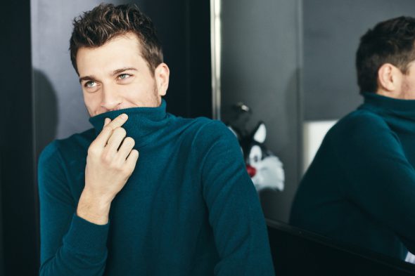 Uniqlo Col Roule Pull