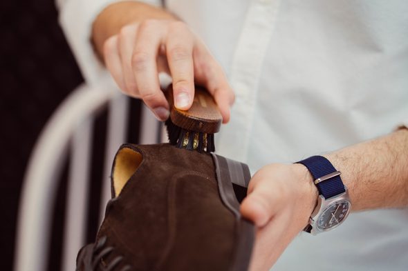 Entretien Cuir Brosse Laiton Chaussure