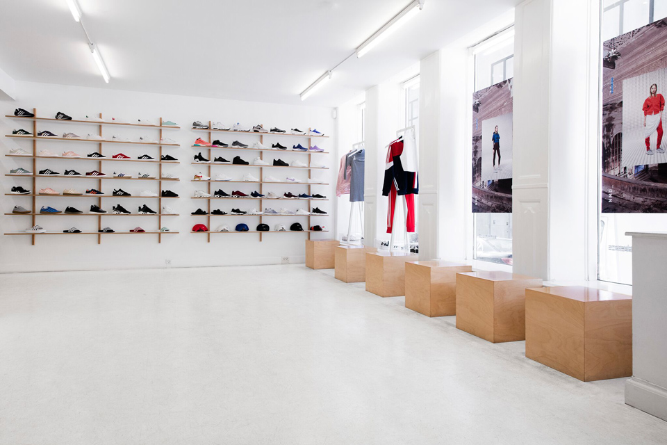 Nakedcph Sneaker Shop