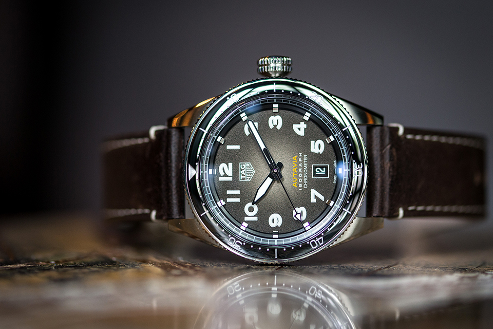 Tag Heuer Autavia Isograph nature morte