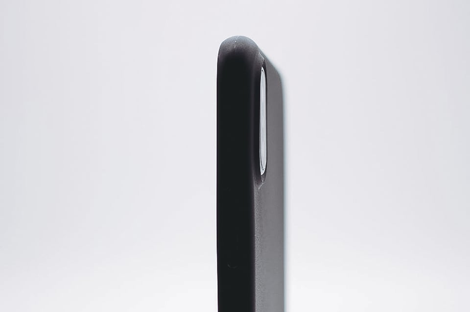 Ultra Thin iPhone X Case Black Matte Blurred Side