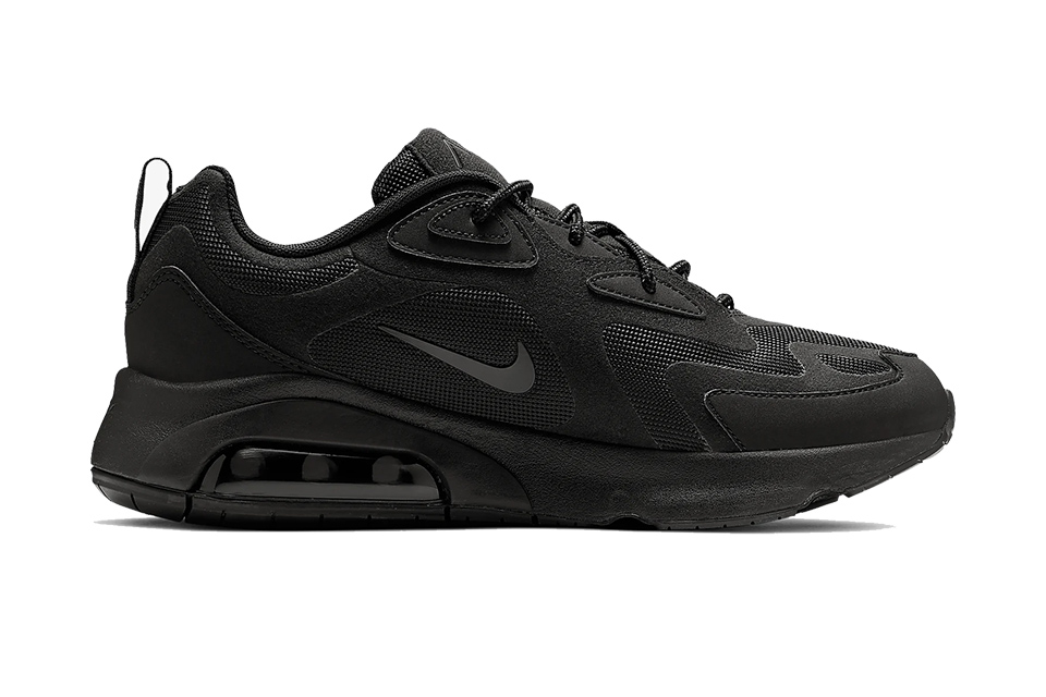 nike 200 black junior