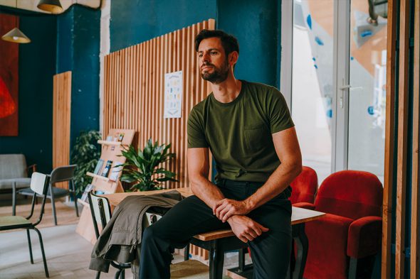 T-shirt Everlane potes