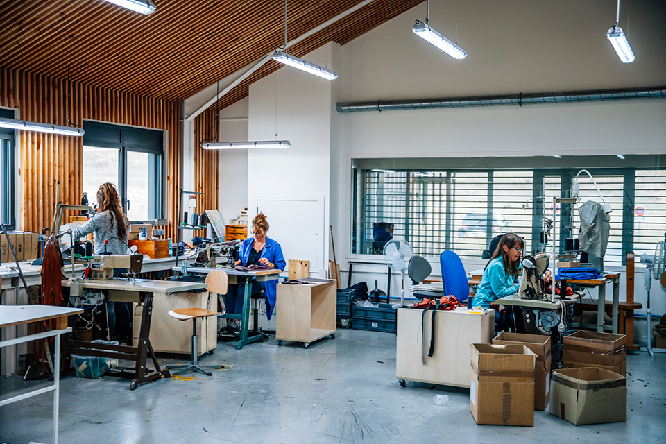 Atelier Bleu de chauffe au travail