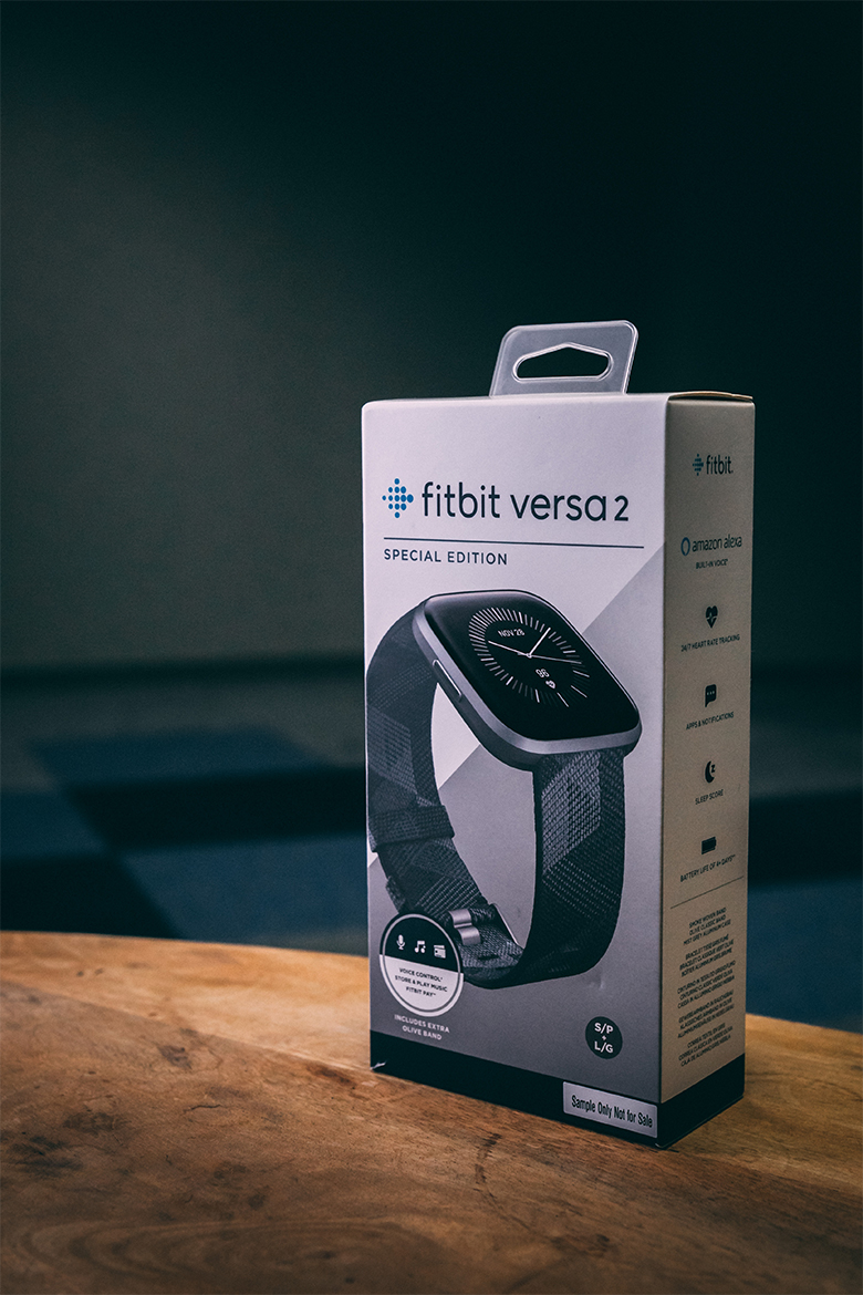 montre connectee fitbit versa 2 test et avis packaging