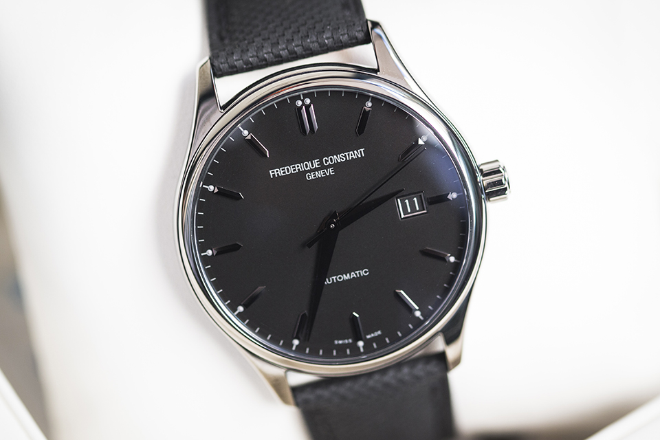 Frederique Constant Classics index auto black line boitier