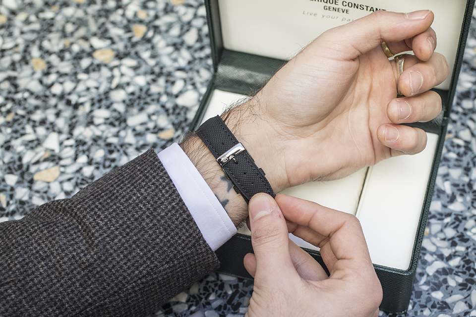 Frederique Constant Classics index auto black line boucle