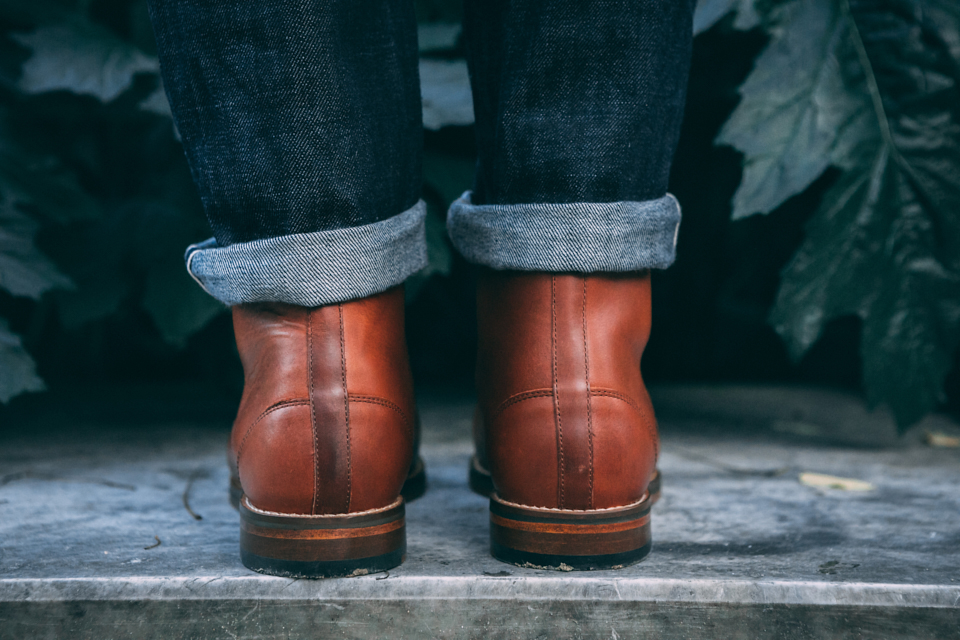 pied-de-biche-combat-boots-essayage