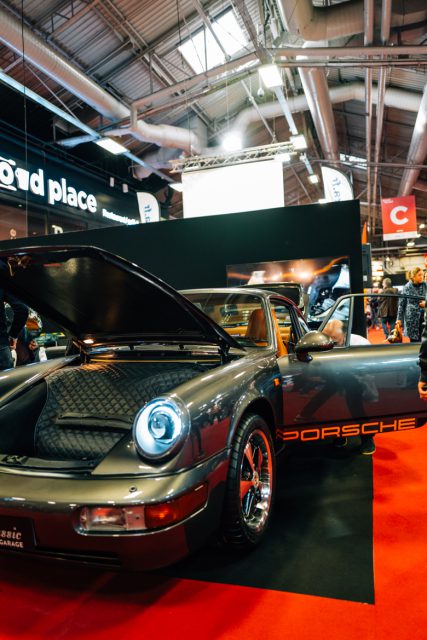 Preparation Porsche Retromobile