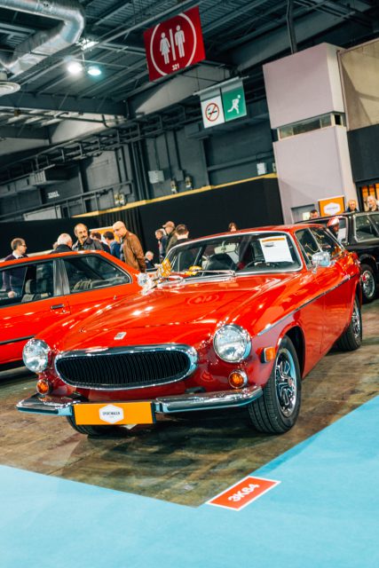 Volvo P1800 Face Retromobile