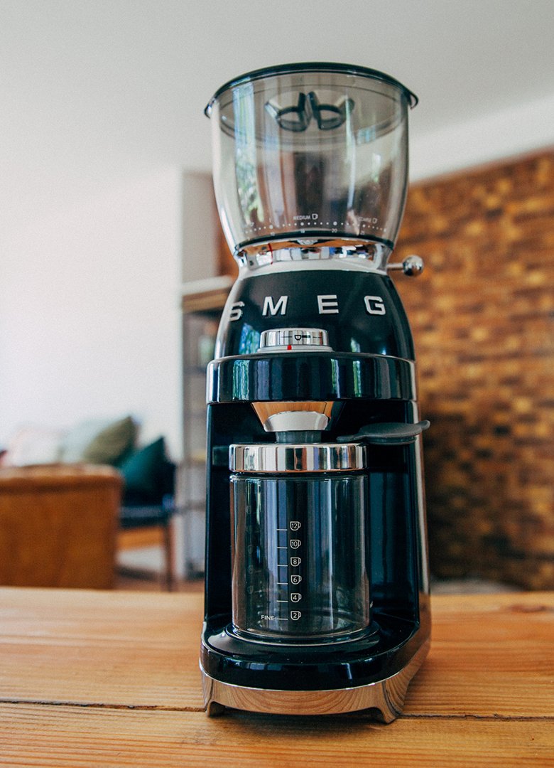 Moulin à café électrique pas cher : broyeur pour 50 g de grains, Café et  Thé