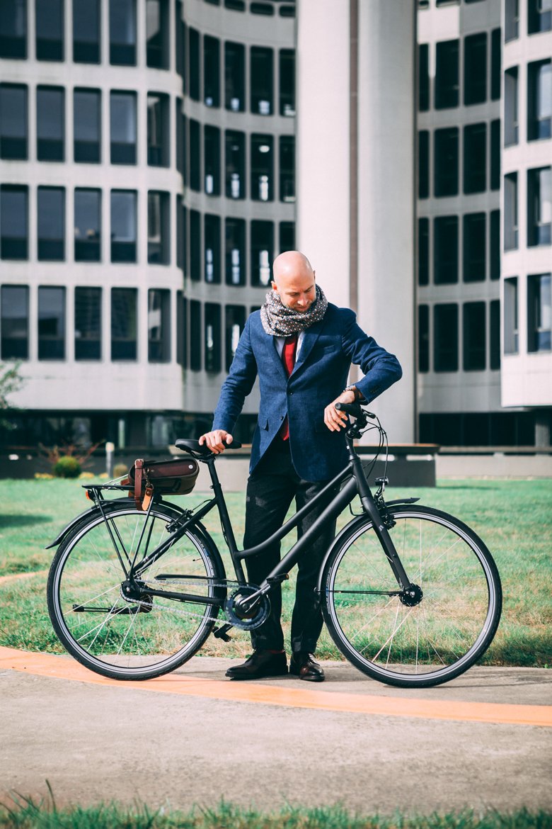 Acheter le Serre-pantalon en cuir camel pour le vélo