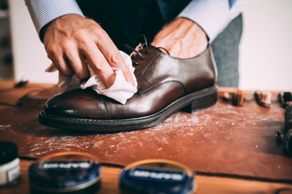 Comment protéger vos chaussures en cuir ? - Breizh Podo