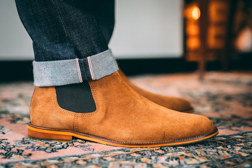 Jean brut chelsea boots