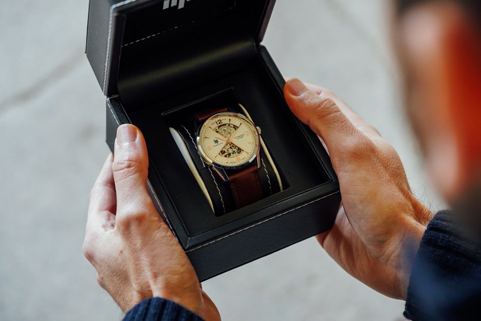 montre Lip Himalaya Sablier 10