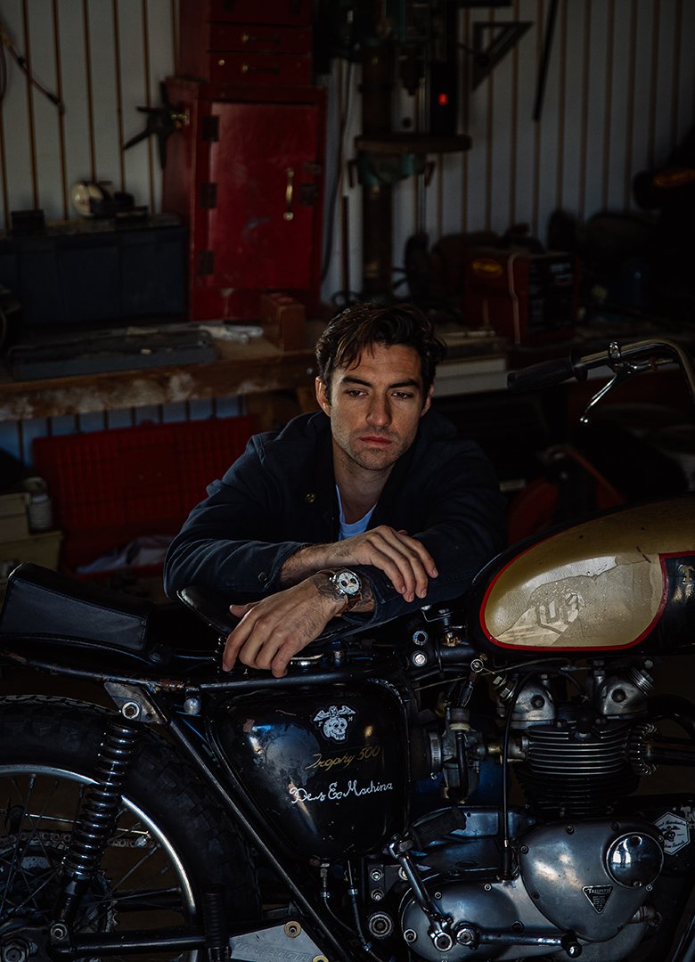 collaboration montre deus Breitling moto