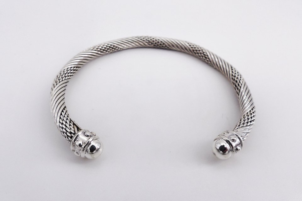 modèle bracelet en argent pour homme