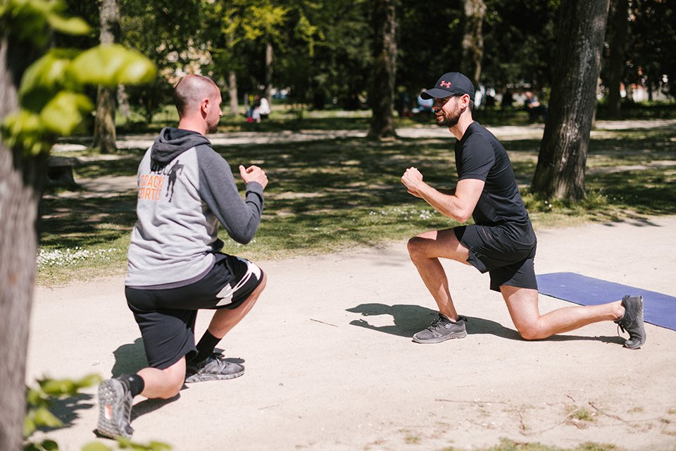 coaching homme avis ABC coach sportif fentes arrières croisées 1