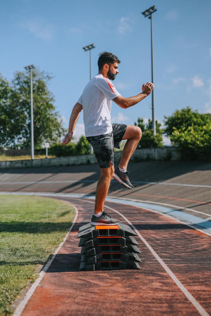 5 exercices renforcement step up mouvement 3