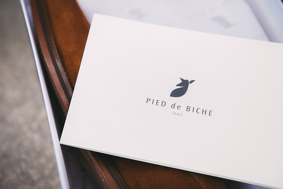 lettre mocassins pieddebiche