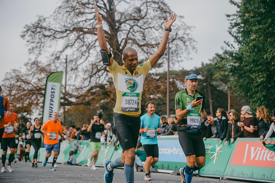 Marathon Paris 2021 Arrivée victoire