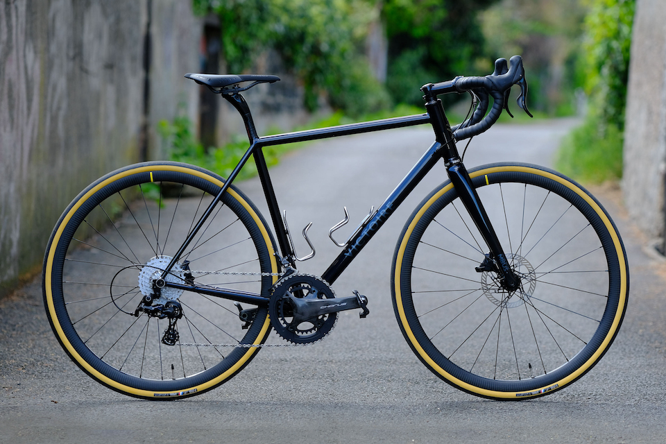 Victoire cycles noir