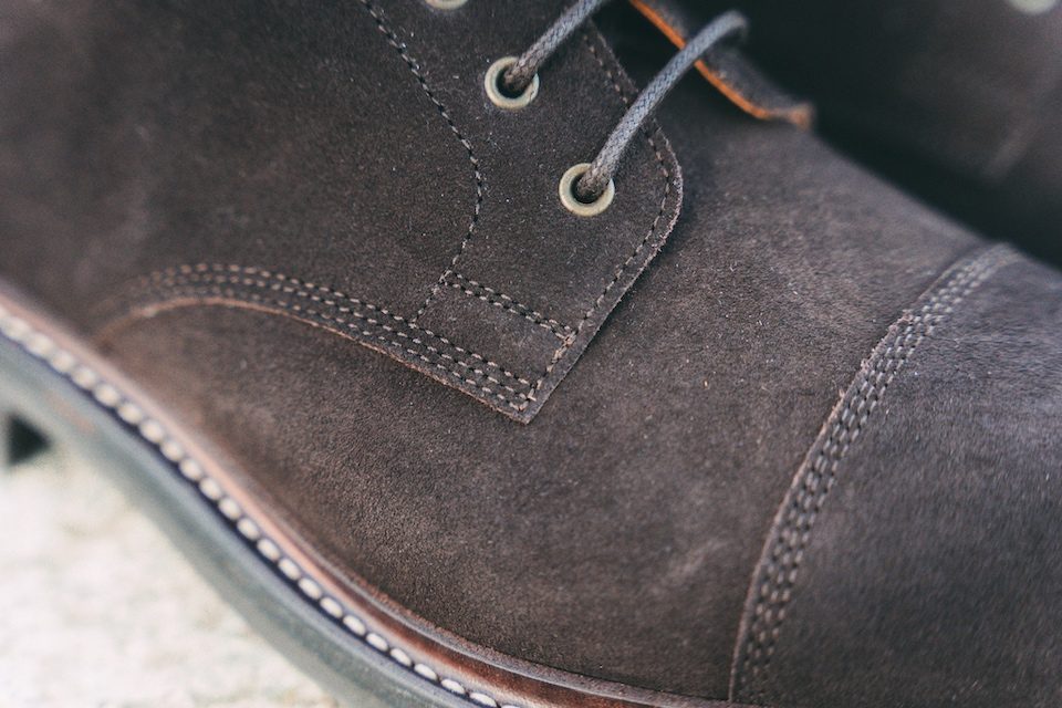 Boots Asphalte details