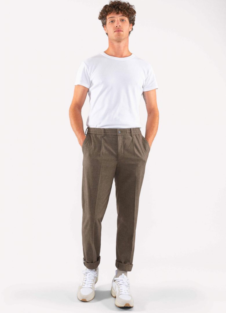 10 pantalons à pince pour hommes