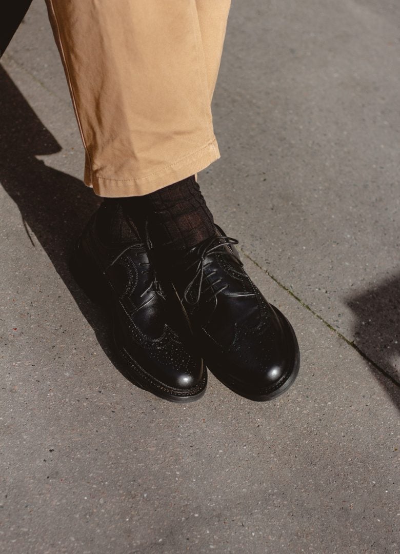 Max Sauveur Brogue noir porte